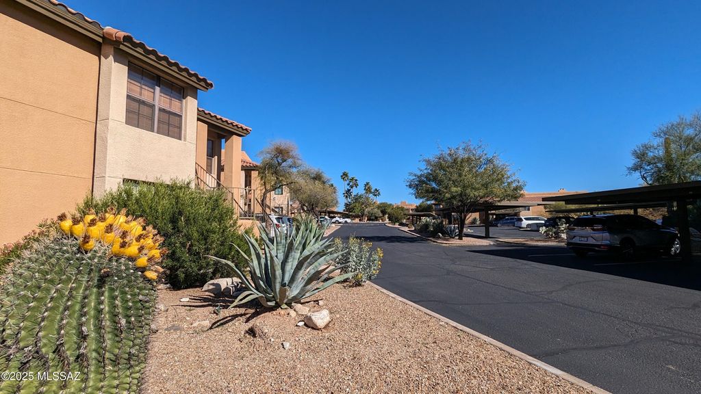 6651 N Campbell Ave Apt 146, Tucson, AZ 85718