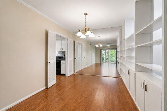 2238 S Piney Point Road 109, Houston, TX 77063