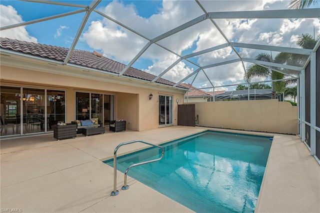 5032 Jarvis LN, Naples, FL 34119
