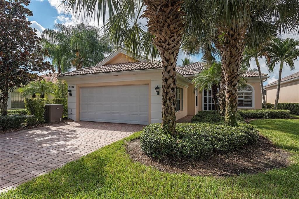 5032 Jarvis LN, Naples, FL 34119