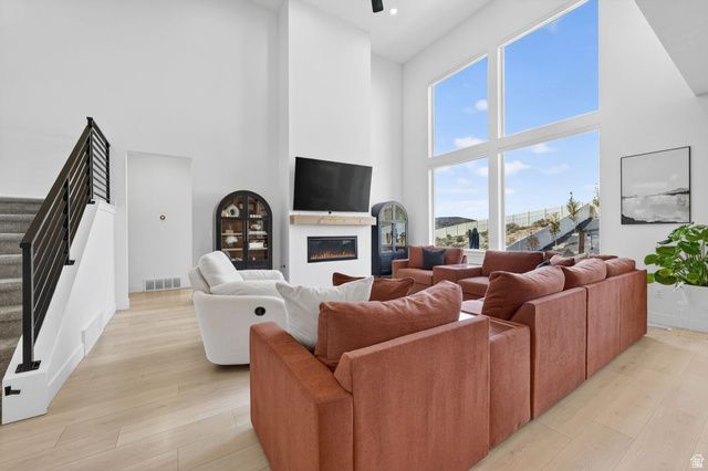 439 N HIGH RIDGE RD, Saratoga Springs, UT 84045