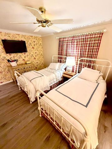 9391 Bridgeport Drive, West Palm Beach, FL 33411