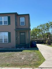 2901 S Staples St B, Corpus Christi, TX 78404
