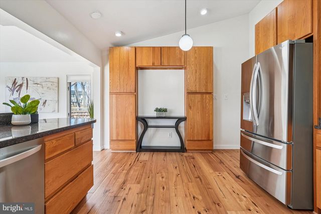 20444 ASPENWOOD LN, Montgomery Village, MD 20886