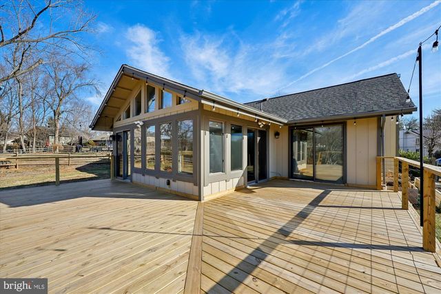 20444 ASPENWOOD LN, Montgomery Village, MD 20886