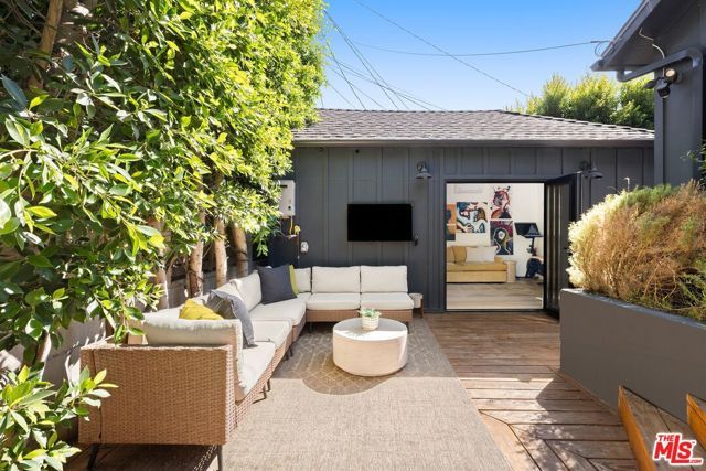 2418 Dallas Street, Los Angeles, CA 90031