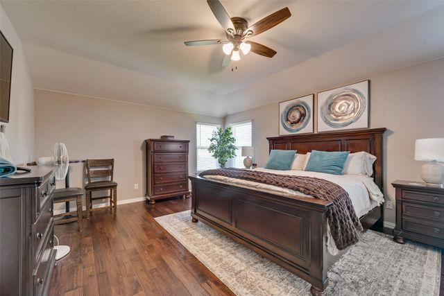 221 Wenrick Drive, Roanoke, TX 76262