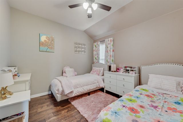 221 Wenrick Drive, Roanoke, TX 76262