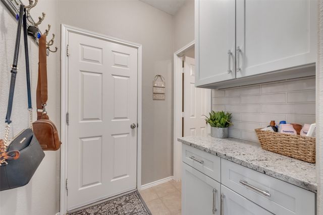 221 Wenrick Drive, Roanoke, TX 76262