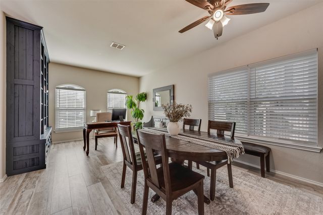 221 Wenrick Drive, Roanoke, TX 76262