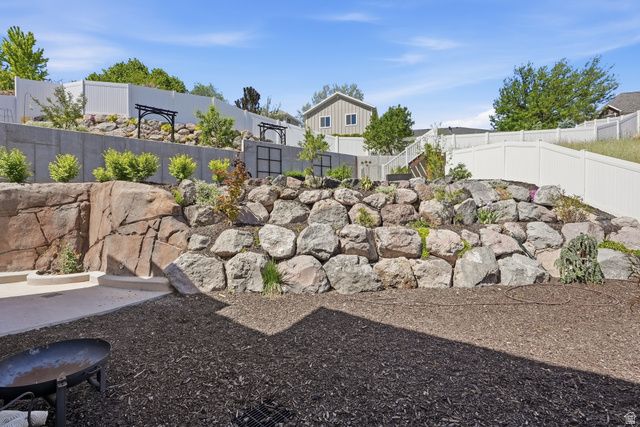 11704 S HALCOM DR, South Jordan, UT 84095