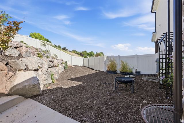 11704 S HALCOM DR, South Jordan, UT 84095