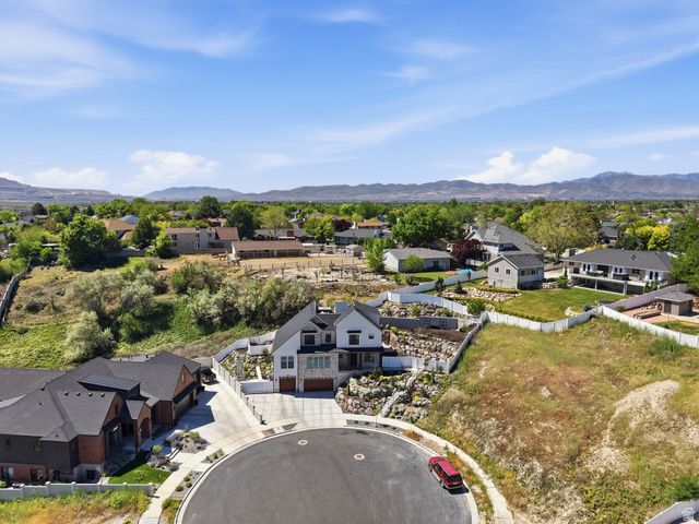 11704 S HALCOM DR, South Jordan, UT 84095