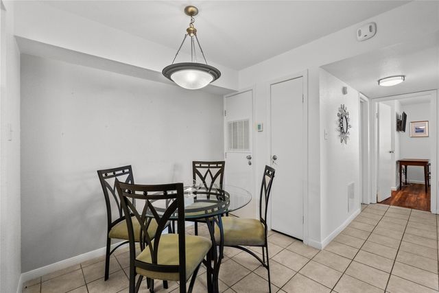 3506 Cove View Boulevard 1615, Galveston, TX 77554