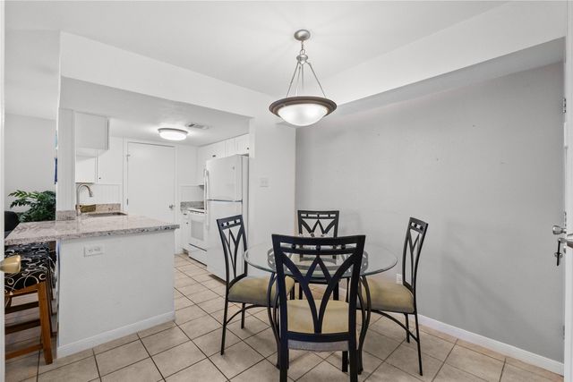 3506 Cove View Boulevard 1615, Galveston, TX 77554