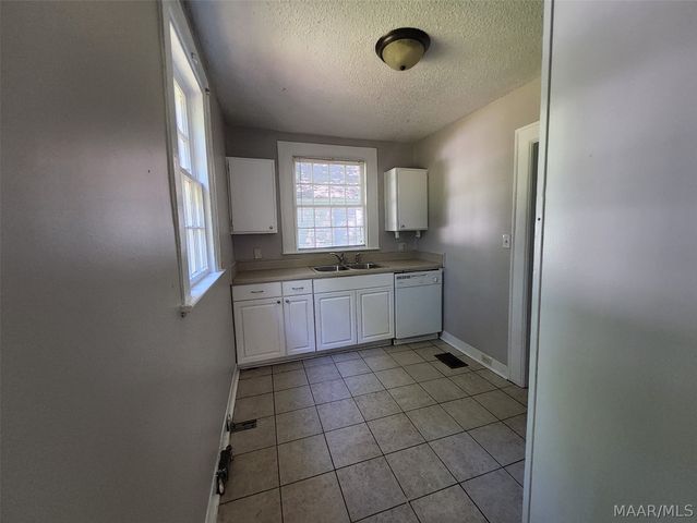 2331 Glendale Avenue, Montgomery, AL 36107