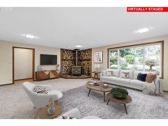 11935 Sw NORTH DAKOTA St, Tigard, OR 97223