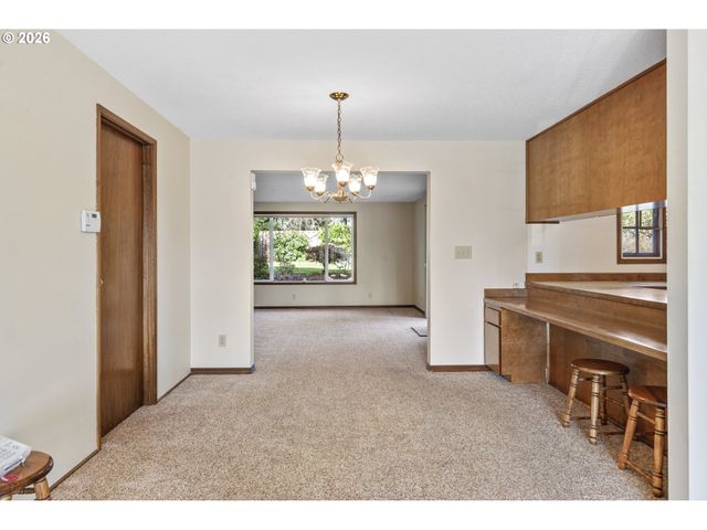 11935 Sw NORTH DAKOTA St, Tigard, OR 97223