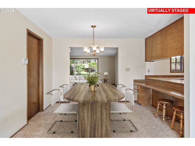 11935 Sw NORTH DAKOTA St, Tigard, OR 97223