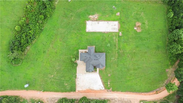 16135 Pembleton Ranch Road, Gravette, AR 72736