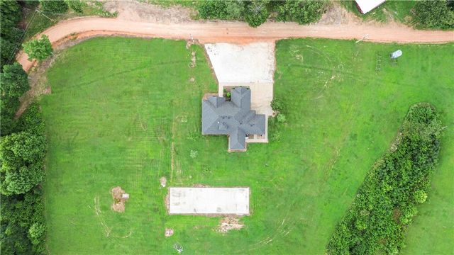 16135 Pembleton Ranch Road, Gravette, AR 72736