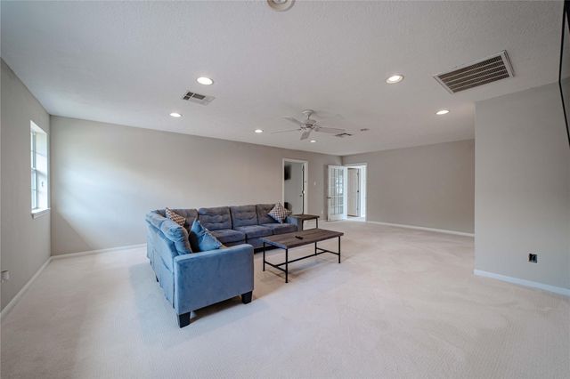 4319 Woodvalley Drive, Houston, TX 77096