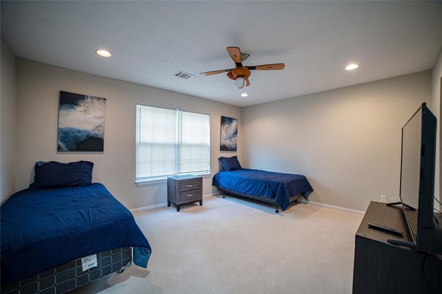 4319 Woodvalley Drive, Houston, TX 77096