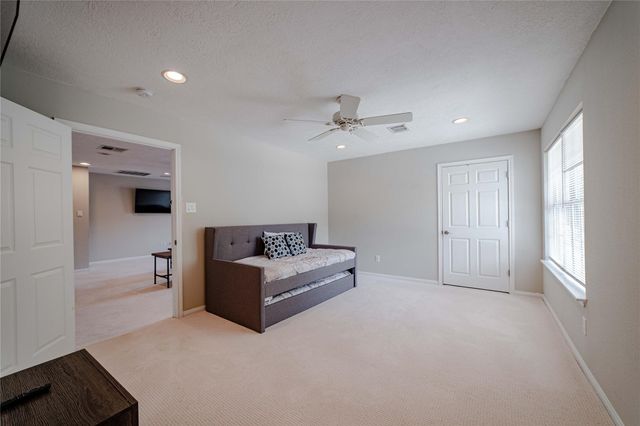 4319 Woodvalley Drive, Houston, TX 77096