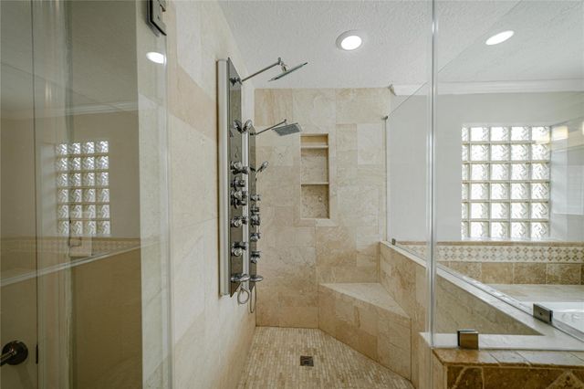 4319 Woodvalley Drive, Houston, TX 77096