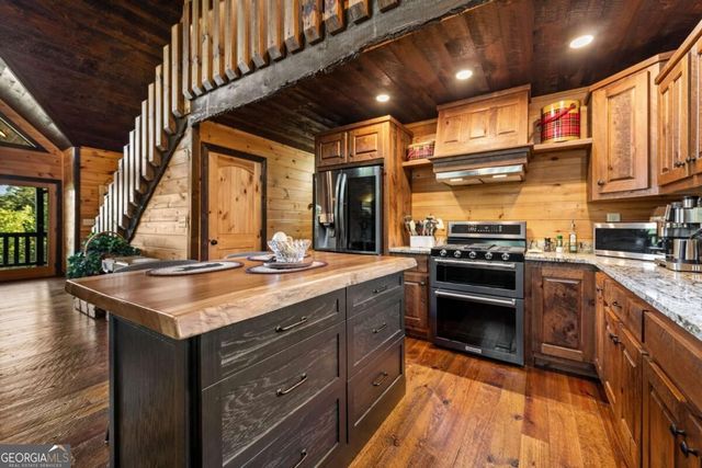 321 Quail Ridge Road, Epworth, GA 30541