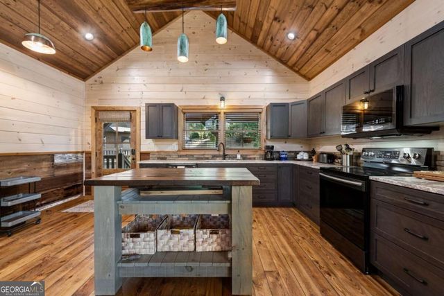321 Quail Ridge Road, Epworth, GA 30541