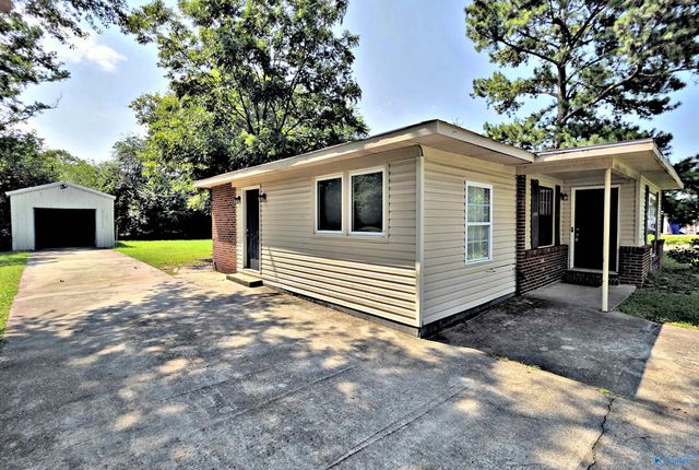1429 6th Avenue Sw SW, Decatur, AL 35601