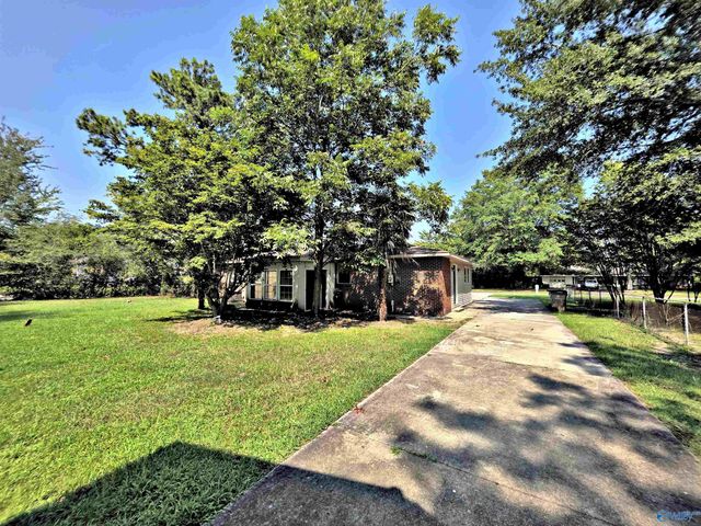 1429 6th Avenue Sw SW, Decatur, AL 35601