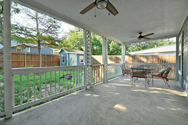 1601 Newfield LN, Austin, TX 78703