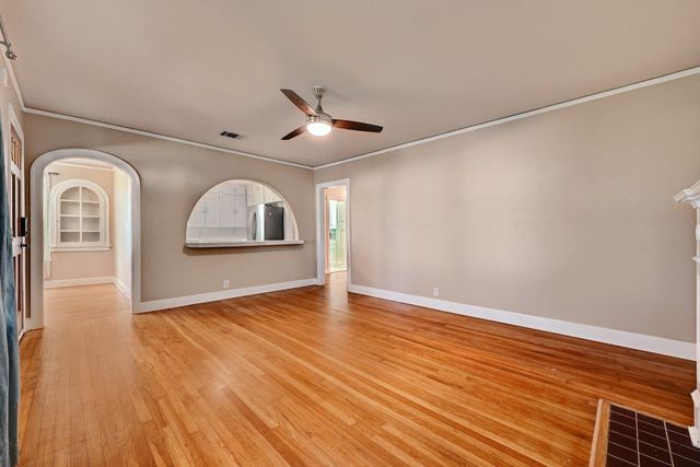 1601 Newfield LN, Austin, TX 78703