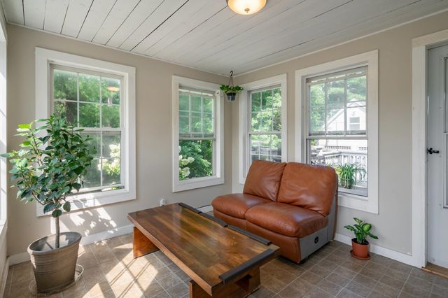 67 Brookline, Townsend, MA 01469
