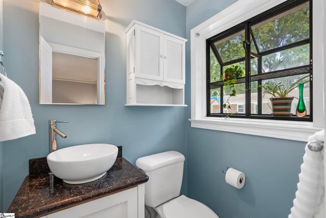 11 Barbara Avenue, Greenville, SC 29615
