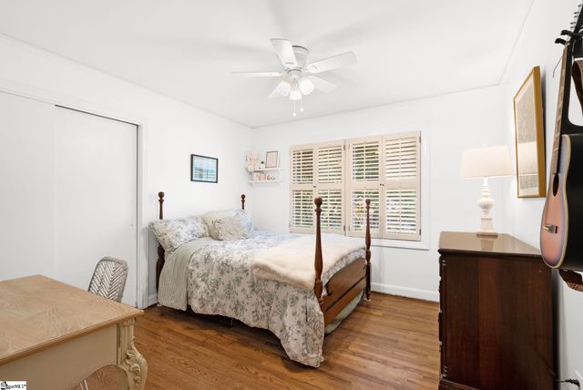 11 Barbara Avenue, Greenville, SC 29615