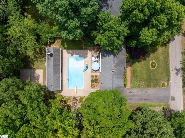 11 Barbara Avenue, Greenville, SC 29615