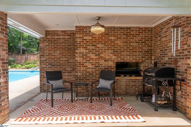11 Barbara Avenue, Greenville, SC 29615