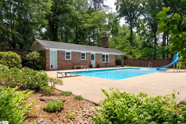 11 Barbara Avenue, Greenville, SC 29615