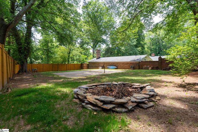 11 Barbara Avenue, Greenville, SC 29615