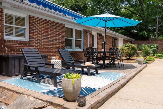 11 Barbara Avenue, Greenville, SC 29615