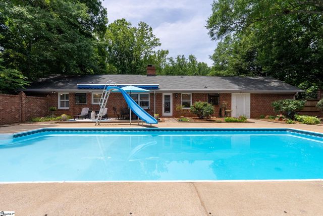 11 Barbara Avenue, Greenville, SC 29615
