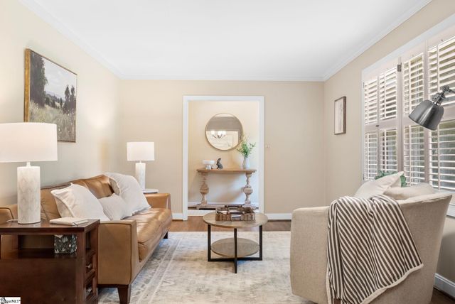 11 Barbara Avenue, Greenville, SC 29615