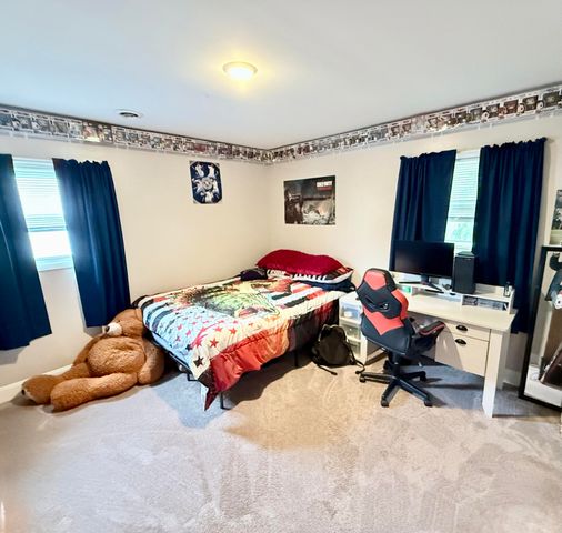 12 Tioga Lane, Plattsburgh, NY 12901