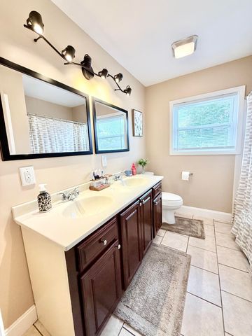 12 Tioga Lane, Plattsburgh, NY 12901