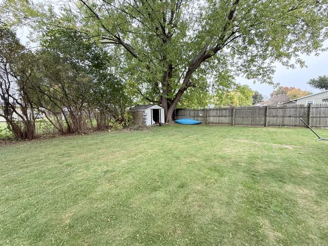 12 Tioga Lane, Plattsburgh, NY 12901