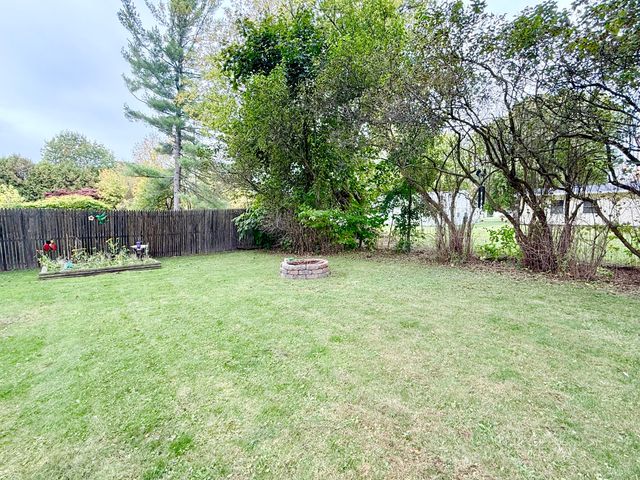 12 Tioga Lane, Plattsburgh, NY 12901