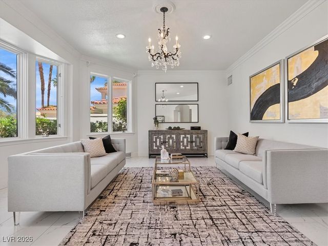 21 Sawgrass Court, Las Vegas, NV 89113